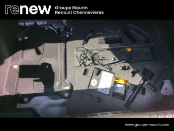 Photo 13 du bon plan RENAULT Clio 1.6 E-Tech hybride 145ch RS Line occasion à 18490 €