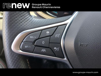 Photo 16 du bon plan RENAULT Clio 1.6 E-Tech hybride 145ch RS Line occasion à 18490 €