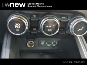 Photo 26 du bon plan RENAULT Clio 1.6 E-Tech hybride 145ch RS Line occasion à 18490 €