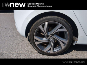 Photo 32 du bon plan RENAULT Clio 1.6 E-Tech hybride 145ch RS Line occasion à 18490 €