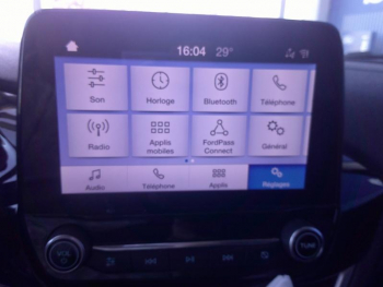Photo 9 du bon plan FORD Fiesta 1.0 EcoBoost 95ch Cool & Connect 5p occasion à 11900 €