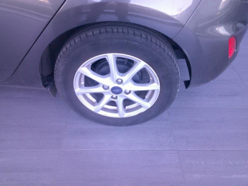 Photo 19 du bon plan FORD Fiesta 1.0 EcoBoost 95ch Cool & Connect 5p occasion à 11900 €