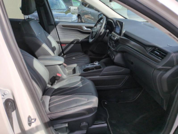 Photo 19 du bon plan FORD Kuga 2.5 Duratec 190ch FHEV E85 Vignale BVA occasion à 26990 €