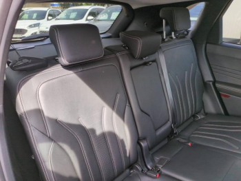 Photo 20 du bon plan FORD Kuga 2.5 Duratec 190ch FHEV E85 Vignale BVA occasion à 26990 €