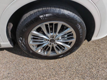Photo 28 du bon plan FORD Kuga 2.5 Duratec 190ch FHEV E85 Vignale BVA occasion à 26990 €