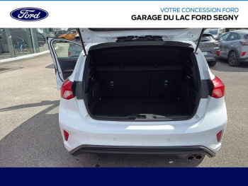 Photo 12 du bon plan FORD Focus 1.0 EcoBoost 125ch ST-Line BVA occasion à 13990 €