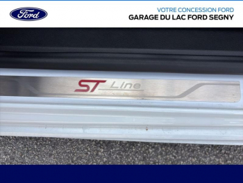 Photo 16 du bon plan FORD Focus 1.0 EcoBoost 125ch ST-Line BVA occasion à 13990 €