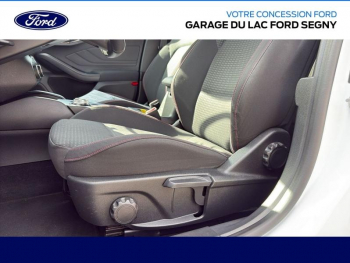 Photo 17 du bon plan FORD Focus 1.0 EcoBoost 125ch ST-Line BVA occasion à 13990 €