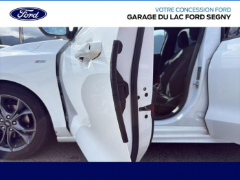 Photo 21 du bon plan FORD Focus 1.0 EcoBoost 125ch ST-Line BVA occasion à 13990 €