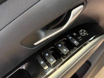 Photo 16 du bon plan HYUNDAI Tucson 1.6 T-GDi 150ch Hybrid 48V Creative DCT7 occasion à 25900 €