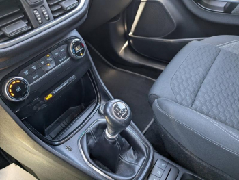 Photo 15 du bon plan FORD Puma 1.0 EcoBoost 125ch mHEV Titanium 7cv occasion à 12990 €