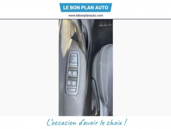 Photo 23 du bon plan RENAULT Megane 1.5 Blue dCi 115ch Business occasion à 12499 €