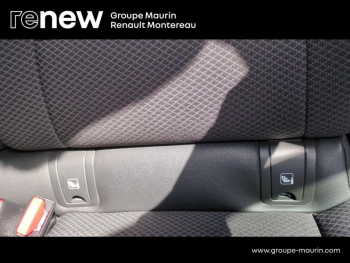 Photo 46 du bon plan RENAULT Arkana 1.6 E-Tech hybride 145ch Techno -22 occasion à 22490 €