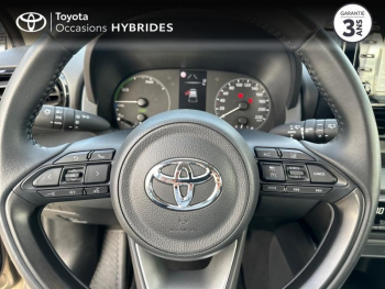 Photo 5 du bon plan TOYOTA Yaris 116h Dynamic Business 5p + Programme Beyond Zero Academy MY22 occasion à 20490 €
