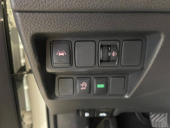 Photo 14 du bon plan NISSAN Qashqai 1.5 dCi 115ch N-Connecta DCT 2019 Euro6-EVAP occasion à 18990 €