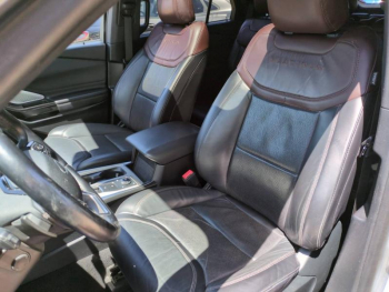 Photo 20 du bon plan FORD Explorer 3.0 EcoBoost 457ch Parallel PHEV Platinum i-AWD BVA10 25cv occasion à 36990 €