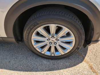 Photo 35 du bon plan FORD Explorer 3.0 EcoBoost 457ch Parallel PHEV Platinum i-AWD BVA10 25cv occasion à 36990 €