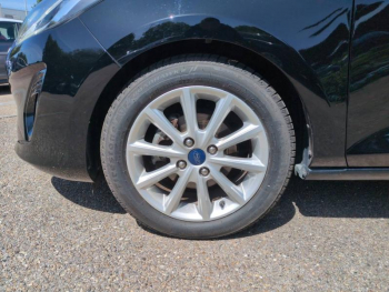 Photo 9 du bon plan FORD Fiesta 1.0 EcoBoost 100ch Stop&Start B&O Play First Edition 5p occasion à 9990 €