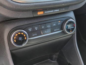 Photo 22 du bon plan FORD Fiesta 1.0 EcoBoost 100ch Stop&Start B&O Play First Edition 5p occasion à 9990 €