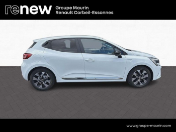 Photo 6 du bon plan RENAULT Clio 1.6 E-Tech hybride 145ch Evolution occasion à 12590 €