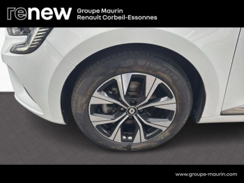 Photo 9 du bon plan RENAULT Clio 1.6 E-Tech hybride 145ch Evolution occasion à 12590 €