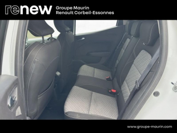 Photo 11 du bon plan RENAULT Clio 1.6 E-Tech hybride 145ch Evolution occasion à 12590 €