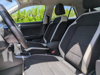 Photo 16 du bon plan VOLKSWAGEN T-Roc 1.5 TSI EVO 150ch Carat DSG7 S&S occasion à 19490 €