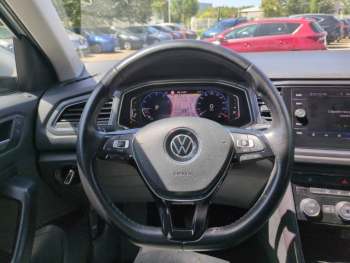 Photo 20 du bon plan VOLKSWAGEN T-Roc 1.5 TSI EVO 150ch Carat DSG7 S&S occasion à 19490 €