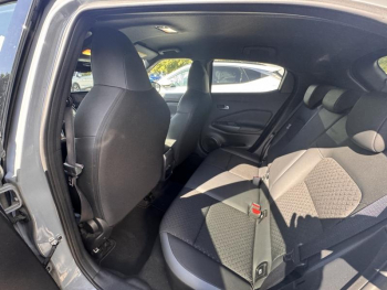 Photo 14 du bon plan NISSAN Juke 1.6 Hybrid 143ch N-Connecta 2023 occasion à 19890 €