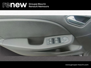Photo 18 du bon plan RENAULT Clio 1.5 dCi 100ch Evolution - 25 occasion à 16400 €