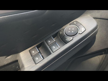 Photo 21 du bon plan FORD Kuga 2.0 EcoBlue 150ch mHEV Titanium occasion à 14970 €