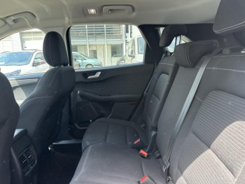 Photo 21 du bon plan FORD Kuga 1.5 EcoBlue 120ch Titanium BVA occasion à 17900 €