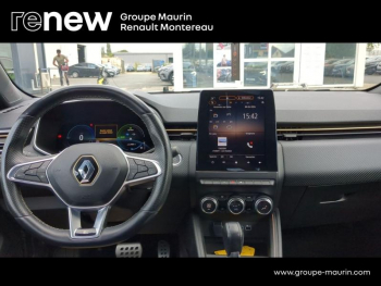 Photo 8 du bon plan RENAULT Clio 1.6 E-Tech hybride 145ch Engineered occasion à 20890 €