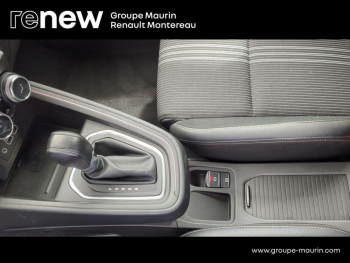 Photo 32 du bon plan RENAULT Clio 1.6 E-Tech hybride 145ch Engineered occasion à 20890 €