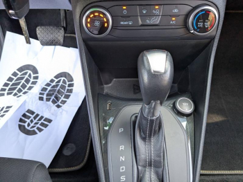 Photo 14 du bon plan FORD Fiesta Active 1.0 EcoBoost 100ch S&S Pack BVA Euro6.2 occasion à 14400 €