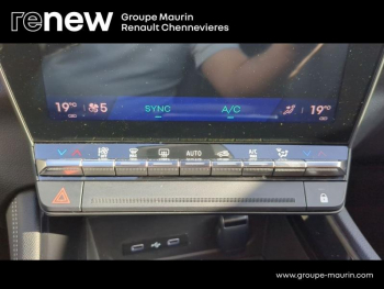 Photo 46 du bon plan RENAULT Austral 1.2 E-Tech full hybrid 200ch Techno - 24 occasion à 30990 €