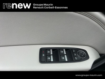 Photo 17 du bon plan RENAULT Captur 1.6 E-Tech hybride 145ch Initiale Paris -21B occasion à 20890 €