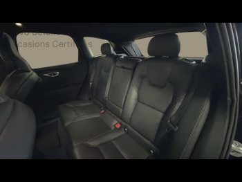 Photo 6 du bon plan VOLVO XC60 T6 Hybride Rechargeable 253 + 145ch Black Edition Geartronic 8 AWD occasion à 49900 €