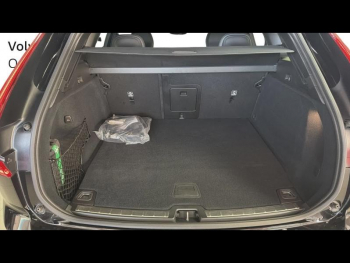 Photo 7 du bon plan VOLVO XC60 T6 Hybride Rechargeable 253 + 145ch Black Edition Geartronic 8 AWD occasion à 49900 €