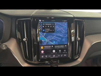 Photo 10 du bon plan VOLVO XC60 T6 Hybride Rechargeable 253 + 145ch Black Edition Geartronic 8 AWD occasion à 49900 €
