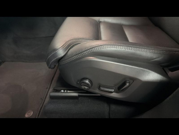 Photo 19 du bon plan VOLVO XC60 T6 Hybride Rechargeable 253 + 145ch Black Edition Geartronic 8 AWD occasion à 49900 €