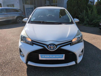 Photo 7 du bon plan TOYOTA Yaris HSD 100h Dynamic 5p occasion à 11900 €