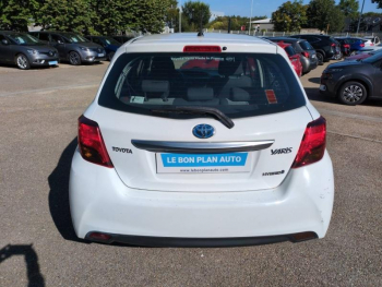 Photo 8 du bon plan TOYOTA Yaris HSD 100h Dynamic 5p occasion à 11900 €