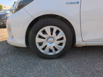 Photo 9 du bon plan TOYOTA Yaris HSD 100h Dynamic 5p occasion à 11900 €