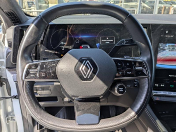 Photo 8 du bon plan RENAULT Austral 1.3 TCe mild hybrid 160ch Techno auto occasion à 26990 €