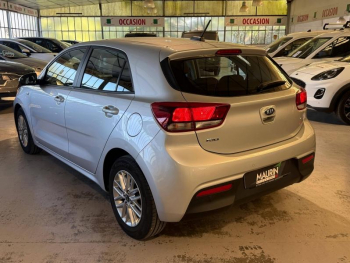 Photo 4 du bon plan KIA Rio 1.2 DPi 84ch Active occasion à 12490 €