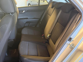 Photo 8 du bon plan KIA Rio 1.2 DPi 84ch Active occasion à 12490 €