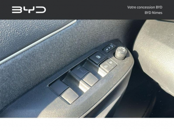 Photo 25 du bon plan TOYOTA Yaris Cross 116h Design MY22 occasion à 18990 €