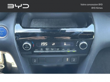 Photo 16 du bon plan TOYOTA Yaris Cross 116h Design MY22 occasion à 20900 €