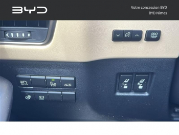 Photo 30 du bon plan LEXUS NX 300h 4WD Executive occasion à 29990 €